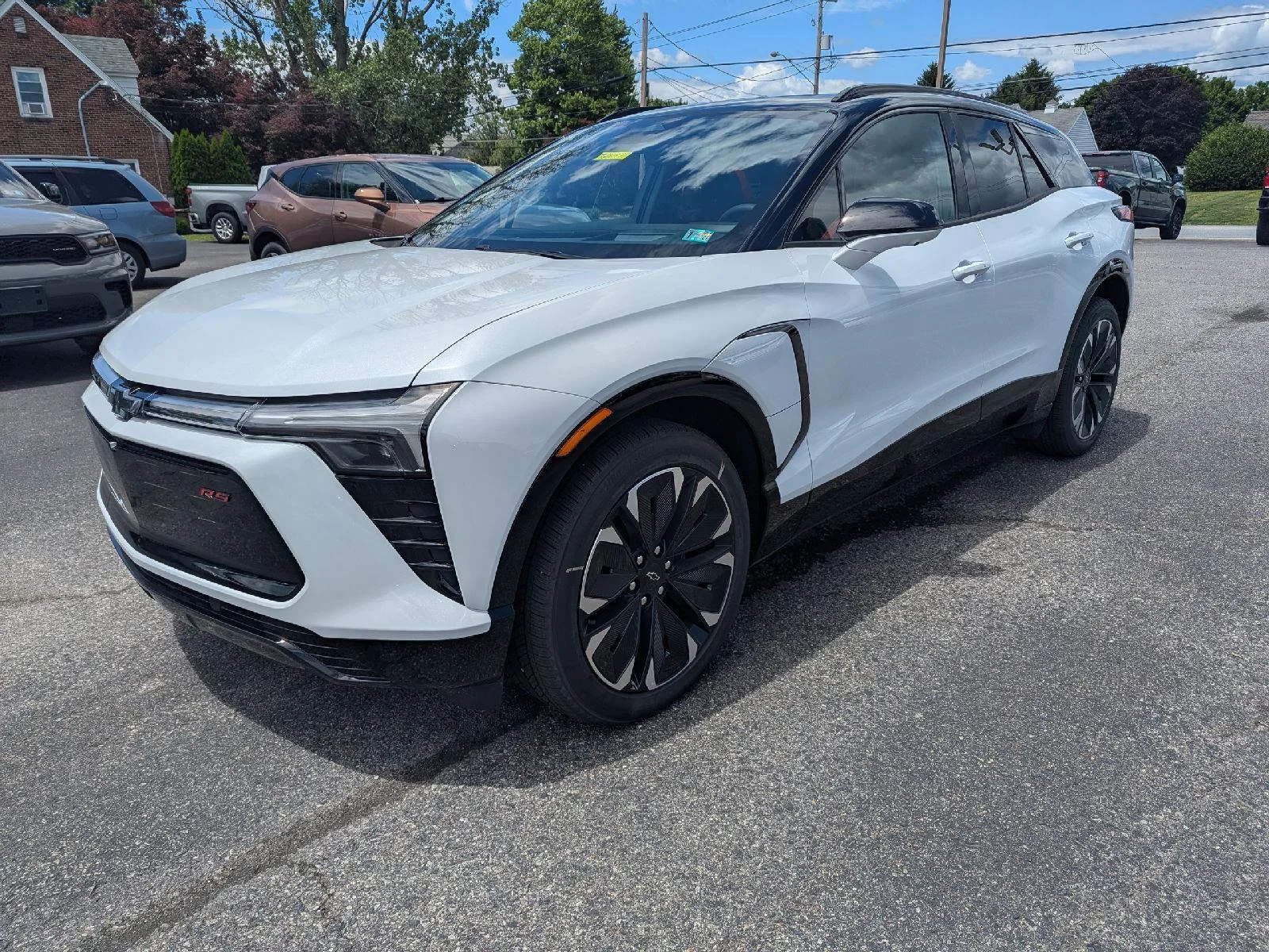 New 2026 Polar White Tricoat Chevrolet RS image 6