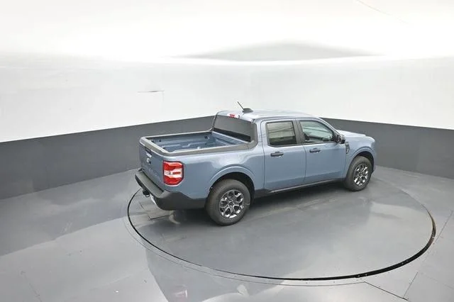 New 2026 Azure Gray Metallic Tri-Coat Ford XLT image 31