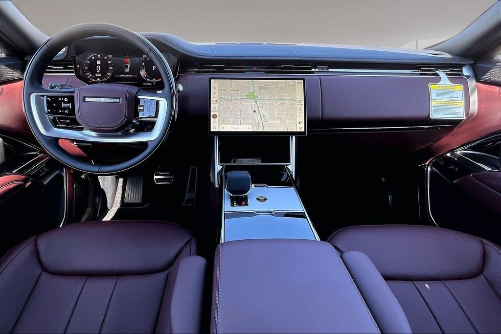 New 2026 SANTORINI BLACK Land Rover Autobiography image 5