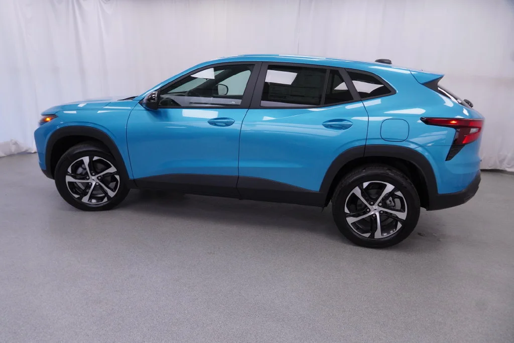 New 2026 Marina Blue Metallic Chevrolet 1RS image 6