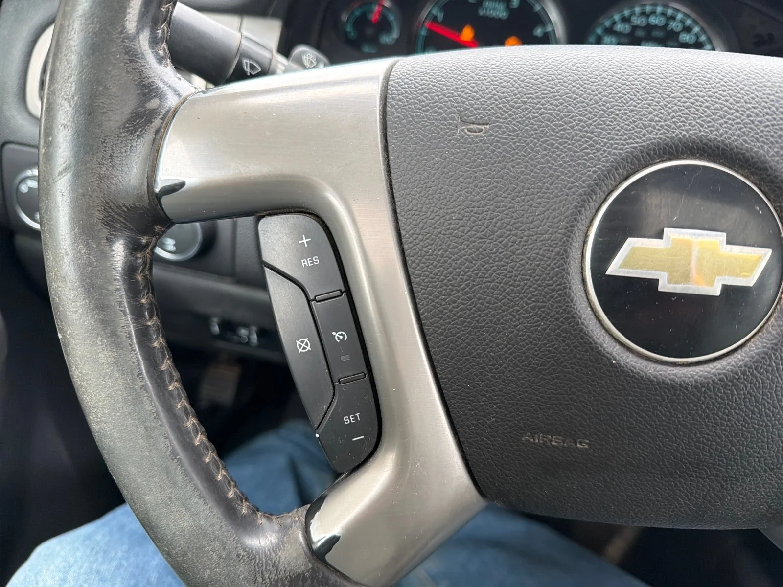 Used 2014 Summit White Chevrolet LTZ image 28