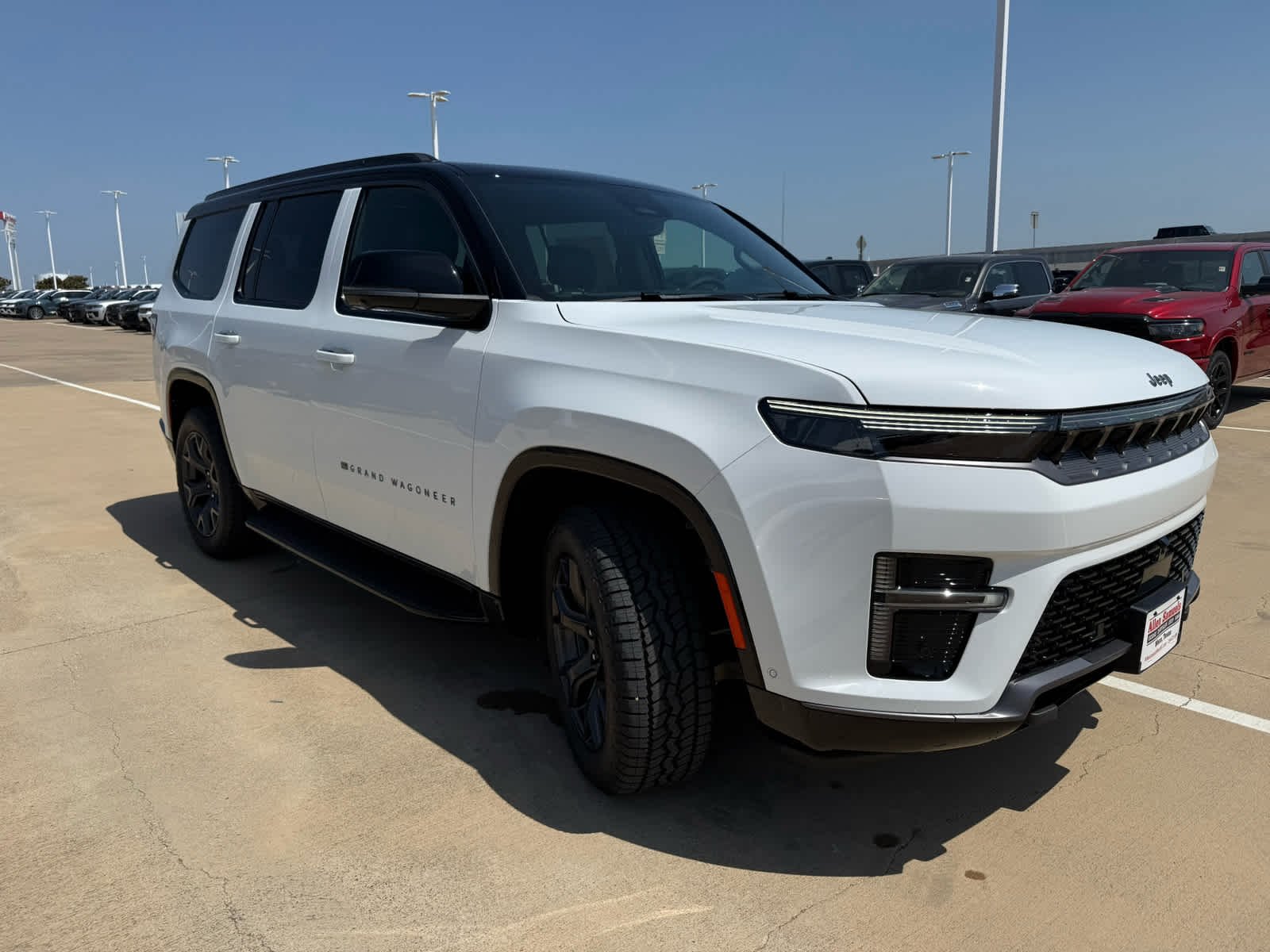New 2026 Bright White Clearcoat Jeep Upland image 4