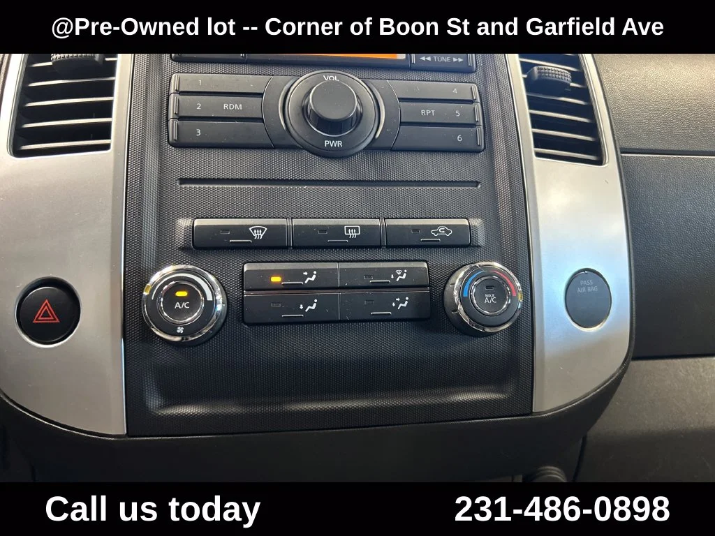 Used 2012 Silver Nissan S image 19