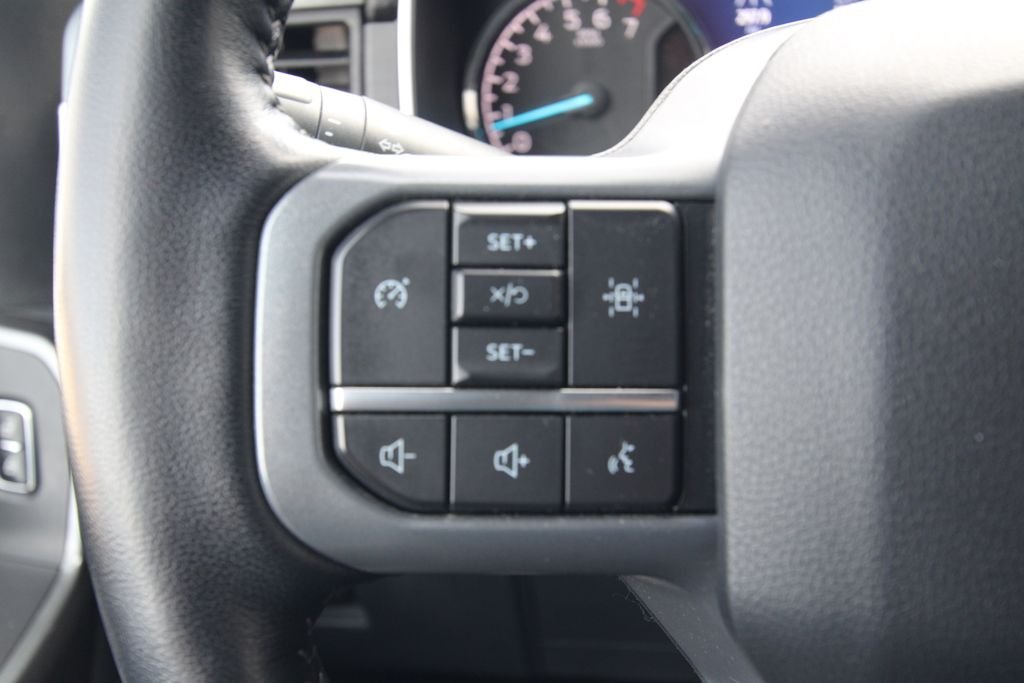 Used 2022  Ford XLT image 21