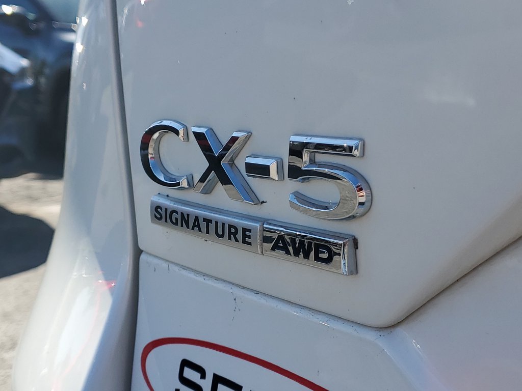 Certified Used 2025 White Mazda 2.5 Turbo Signature image 6