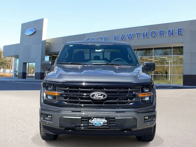 New 2026 Carbonized Gray Metallic Ford XLT image 2