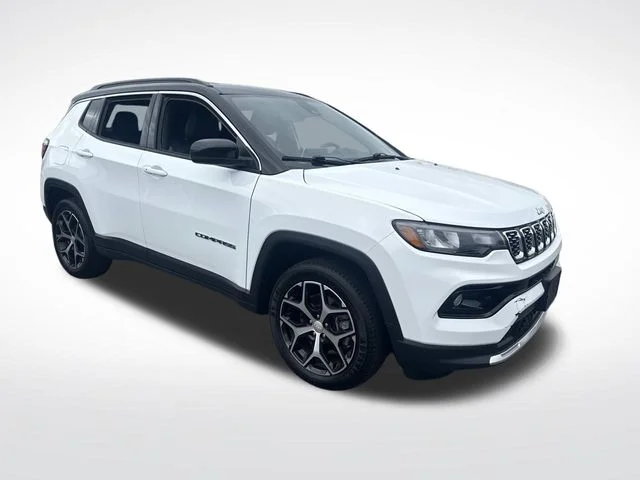Used 2024 White Jeep Limited image 10