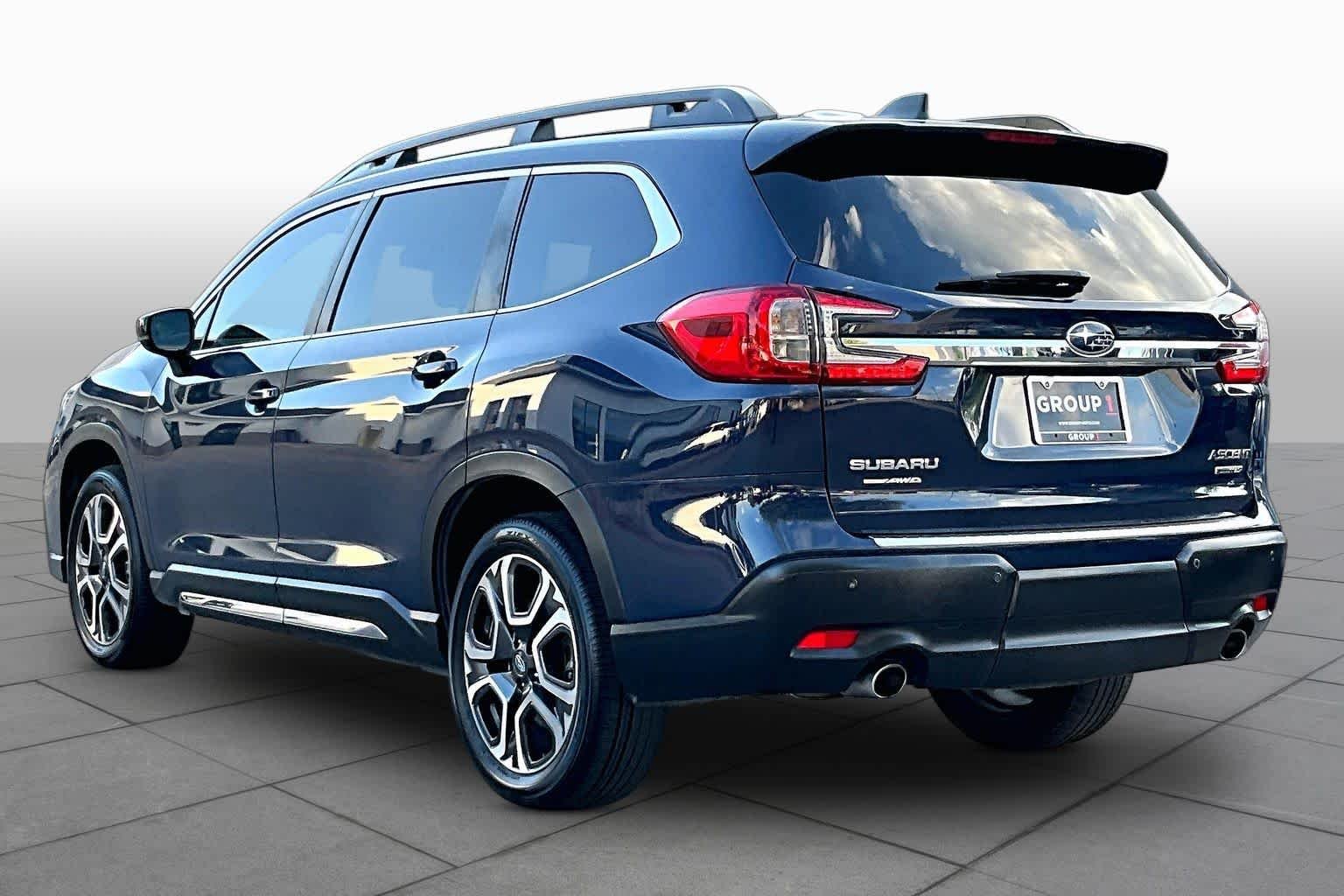 Used 2024 Cosmic Blue Pearl Subaru Limited image 12
