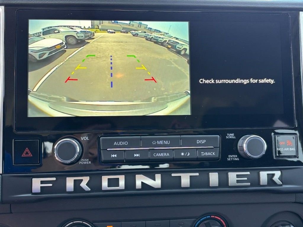 2025 Nissan Frontier SV - Photo 16