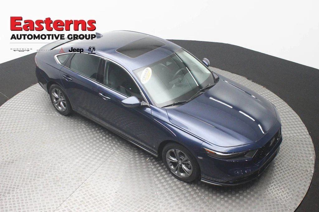 Used 2024 Blue Honda EX image 3