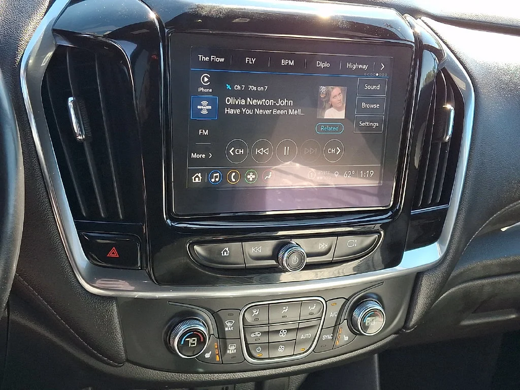 Used 2022 Silver Chevrolet LT image 24