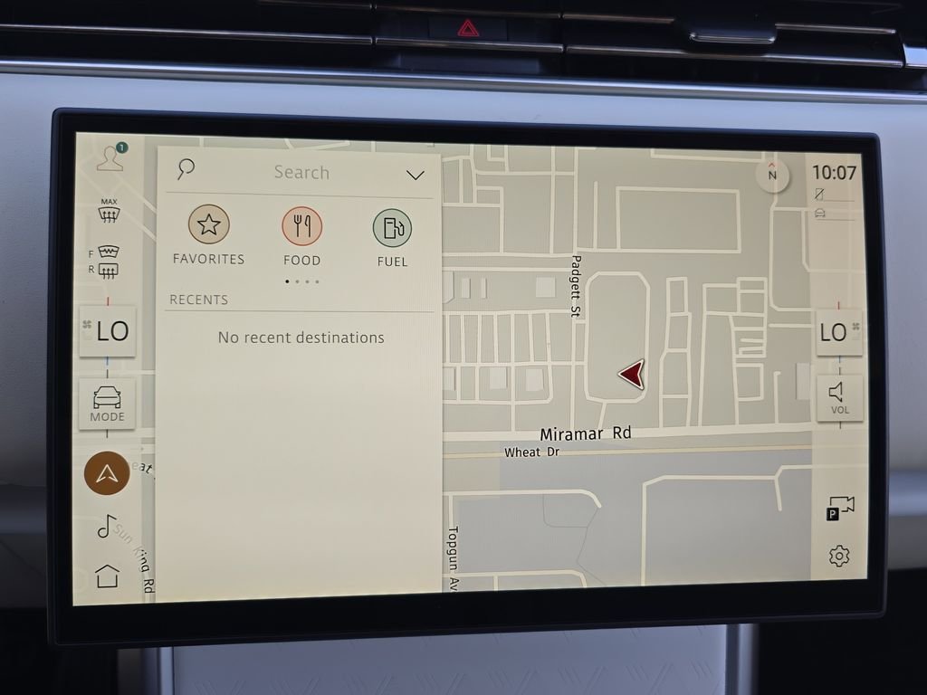 2025 Land Rover Range Rover SV - Photo 22