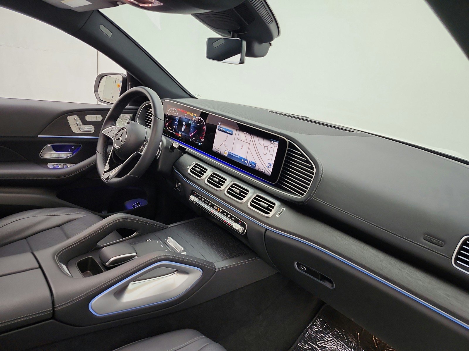 Certified Used 2026 Polar White Mercedes-Benz GLE 450 4MATIC® Coupe image 19