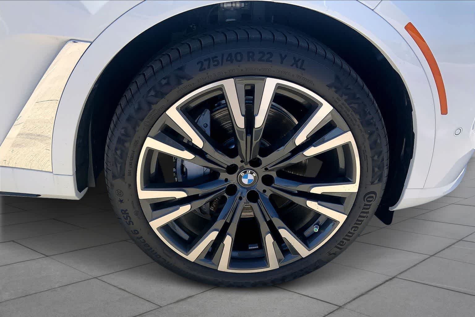 Used 2026 Alpine White BMW xDrive40i image 11