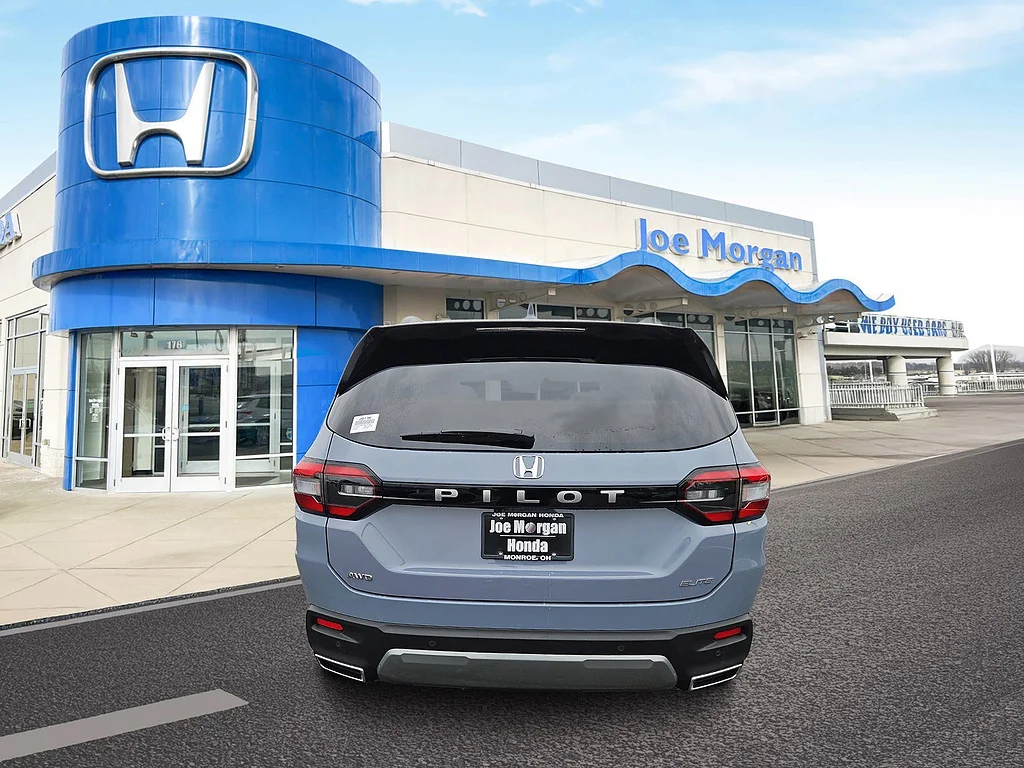 2026 Honda Pilot Elite, photo 3 of 12