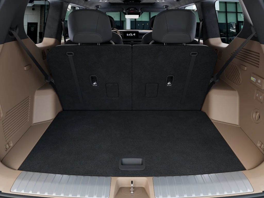 New 2026 Glacial White Pearl Kia GT-Line AWD image 19