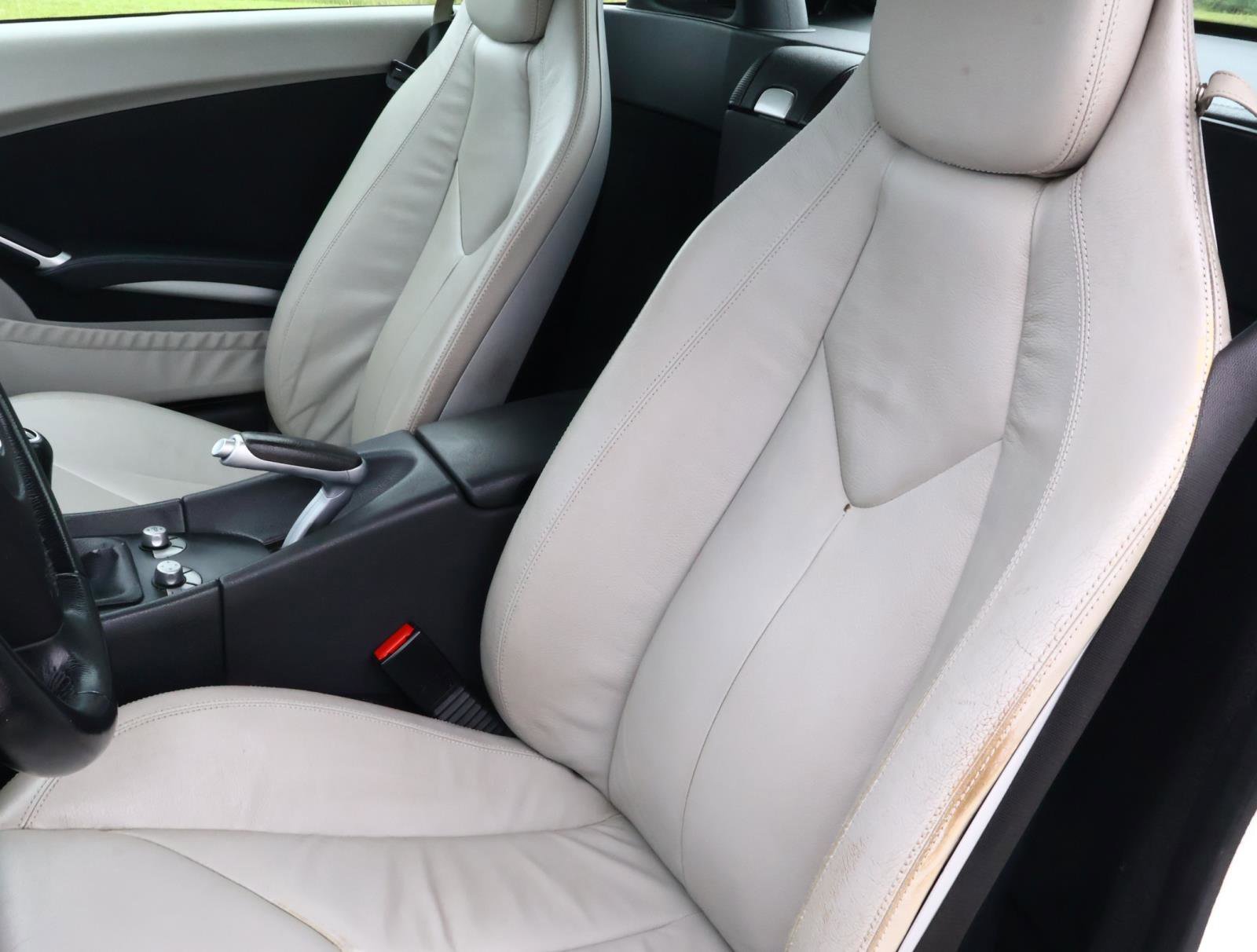 Used 2008 Arctic White Mercedes-Benz SLK 280 image 9