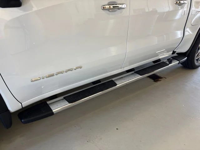 New 2026 White GMC SLT image 17