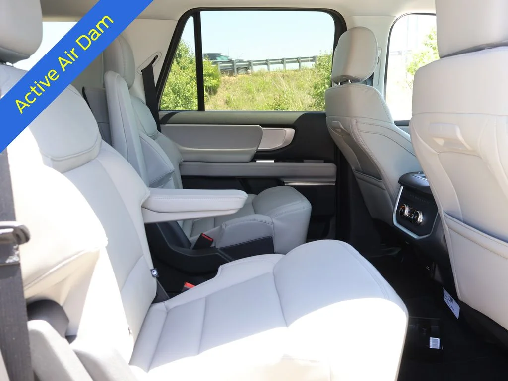 New 2026 Star White Metallic Tri-Coat Ford MAX Active image 13