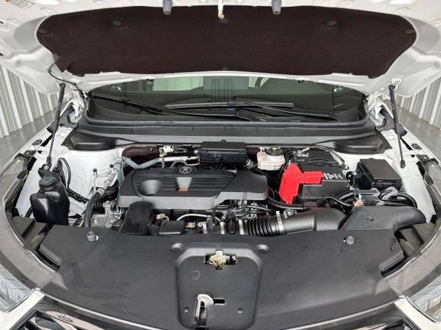 Used 2025 White Acura Base image 32
