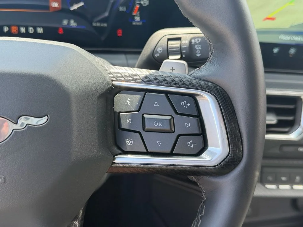 Used 2025 Oxford White Ford GT Premium image 22