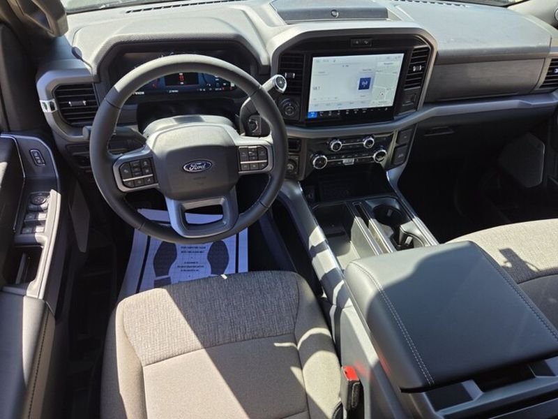 New 2026 Carbonized Gray Metallic Ford XLT image 8
