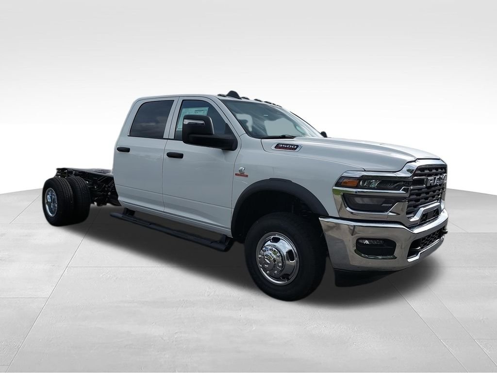 New 2026 Bright White Clearcoat RAM Tradesman image 2