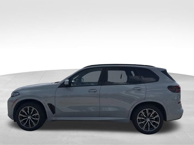 Used 2026 Gray BMW sDrive40i image 13