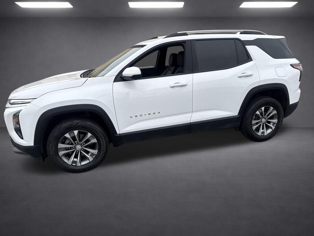 Used 2025 White Chevrolet LT image 4