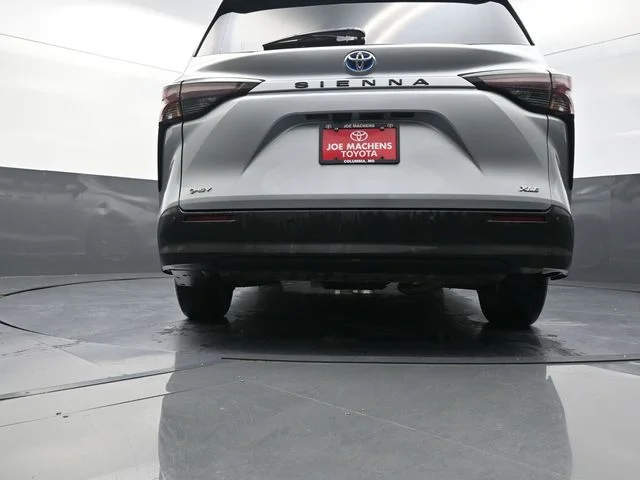 Used 2025 Silver Toyota XLE image 35