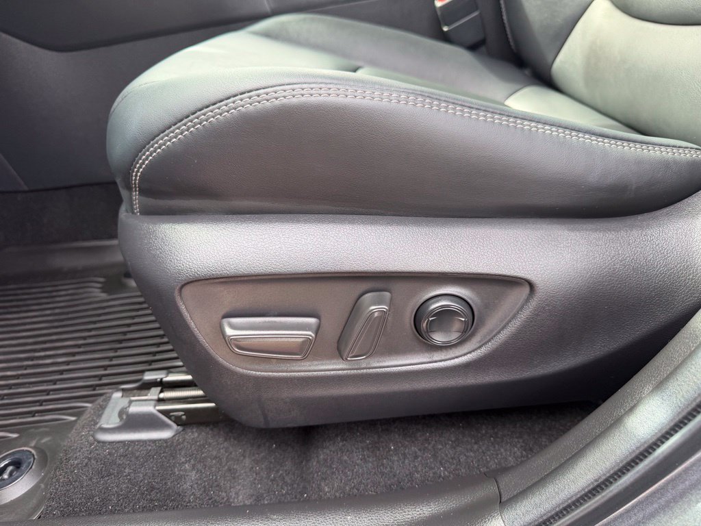 Used 2023 Magnetic Gray Metallic/Midnight Black Metallic Toyota XLE Premium image 13