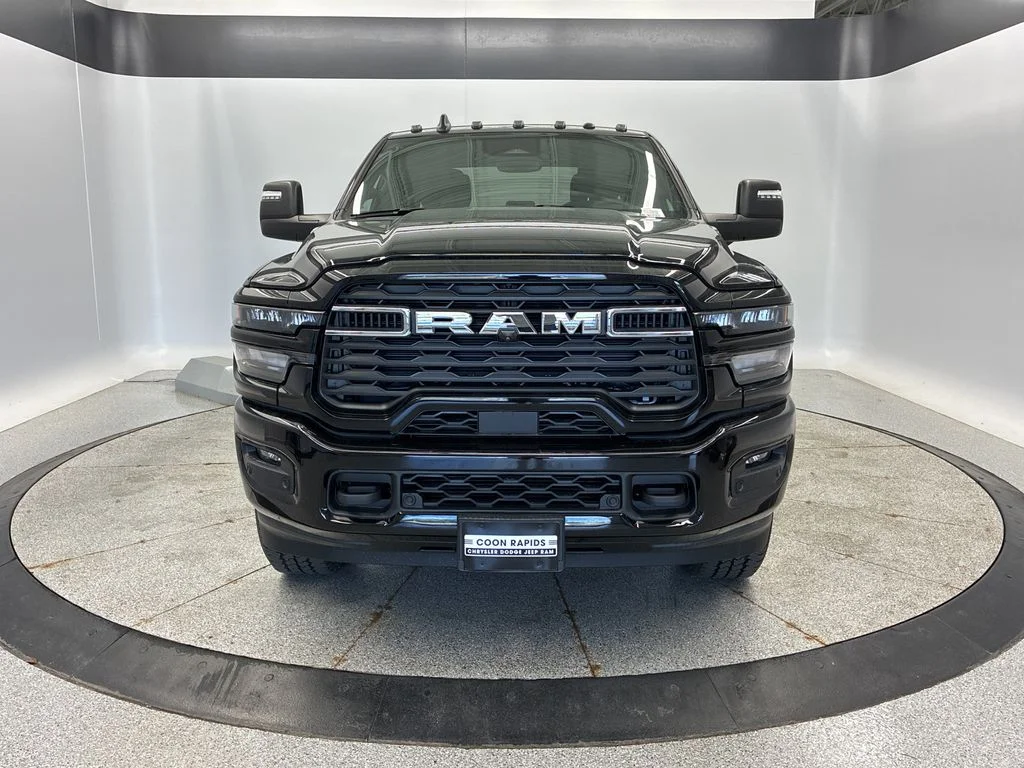 New 2026 Diamond Black Crystal Pearlcoat Ram Big Horn image 2