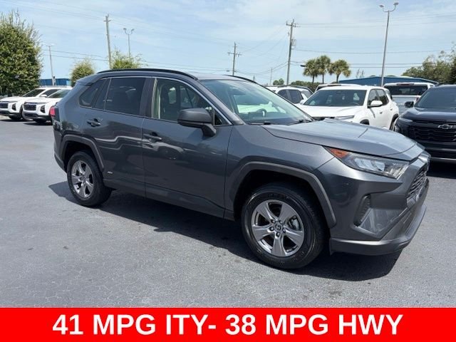 2022 Toyota RAV4 Hybrid LE