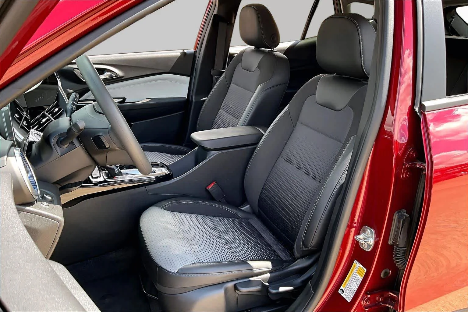 Used 2025 Crimson Metallic Chevrolet LT image 7