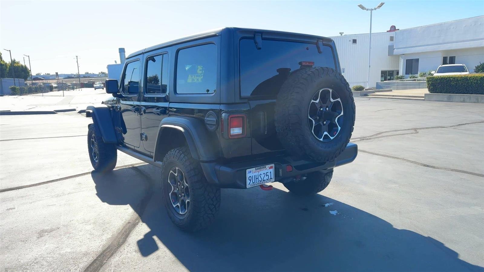 Used 2023  Jeep Rubicon image 9