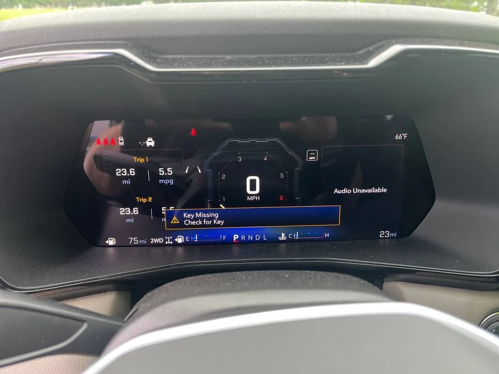 2025 Chevrolet Colorado ZR2 - Photo 8