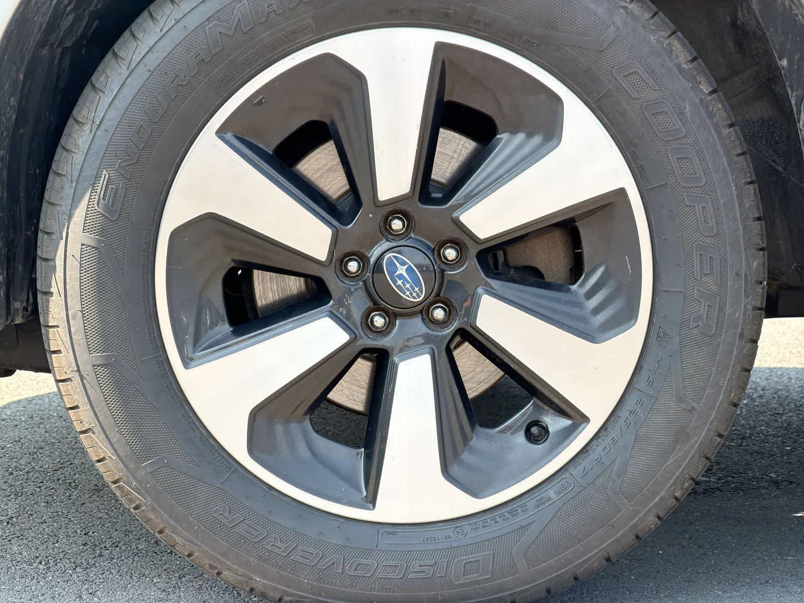 Used 2017 Ice Silver Metallic Subaru Premium image 14