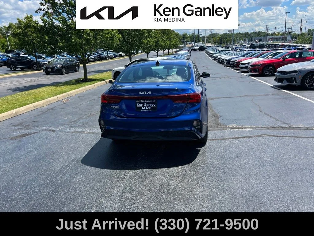 Certified Used 2023 Blue Kia LXS image 6