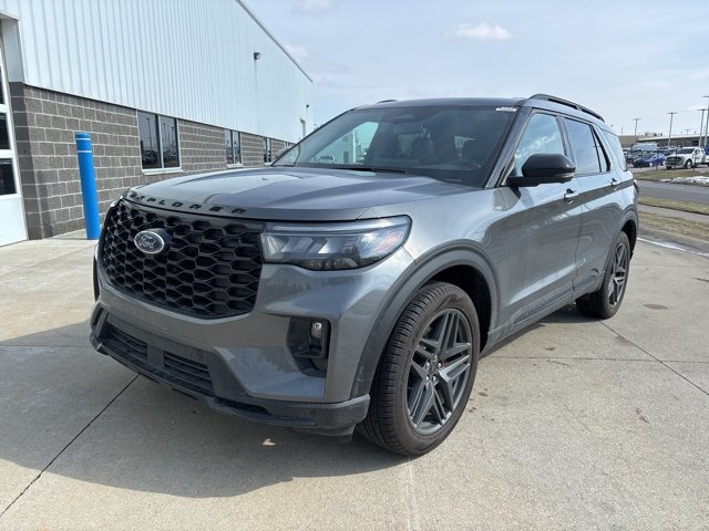 2026 Ford Explorer ST-Line - Photo 37