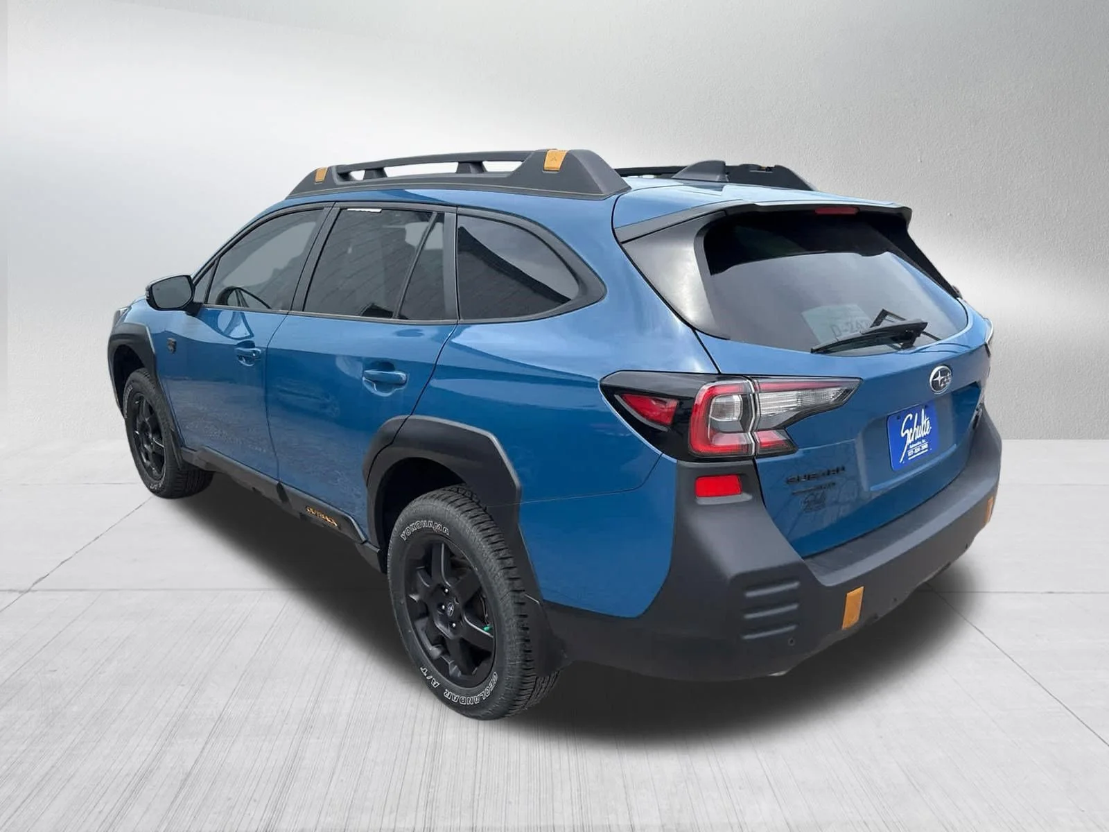Used 2024 Geyser Blue Subaru Wilderness image 10