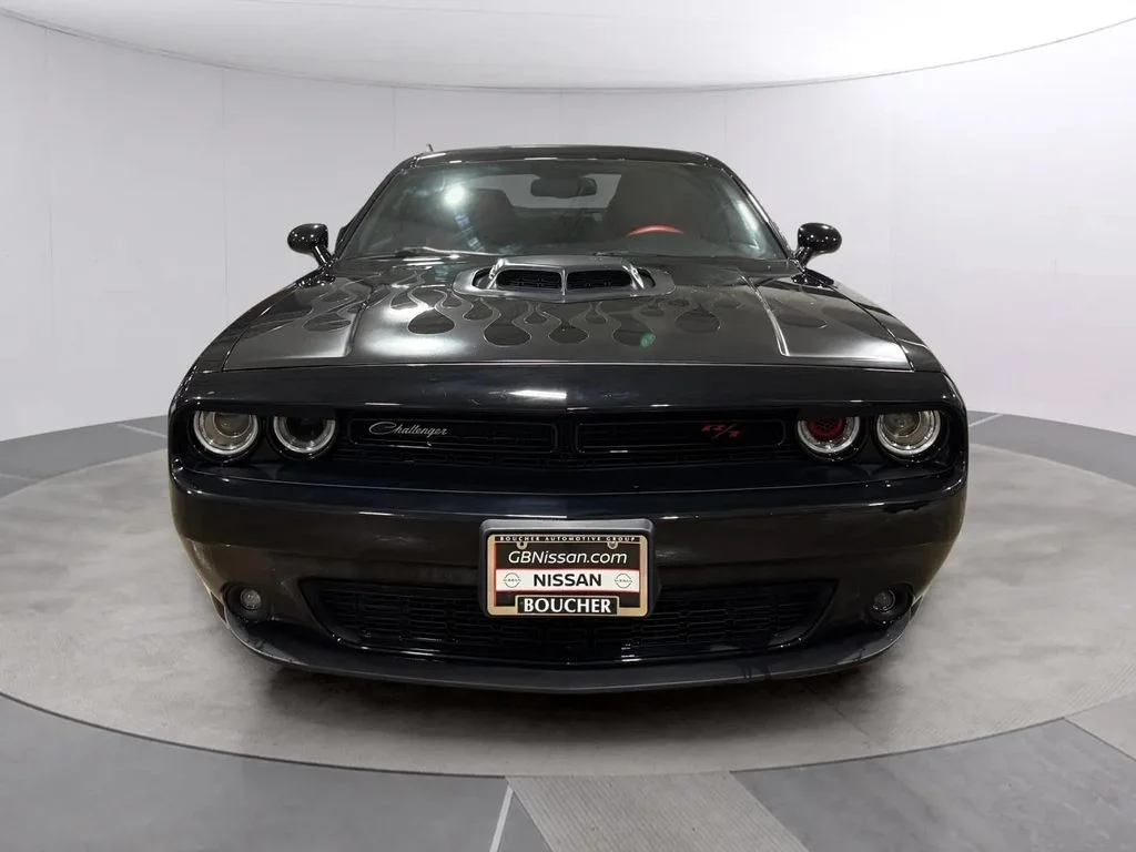 Used 2015 Pitch Black Clearcoat Dodge R/T Shaker image 9