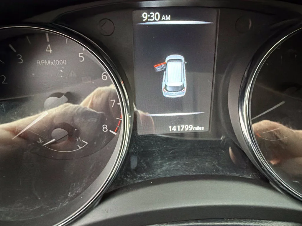 Used 2017 Black Nissan SL image 17