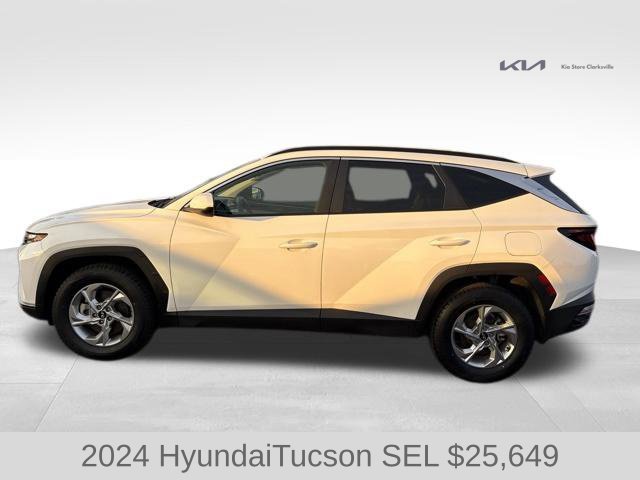 Used 2024 White Pearl Hyundai SEL image 5