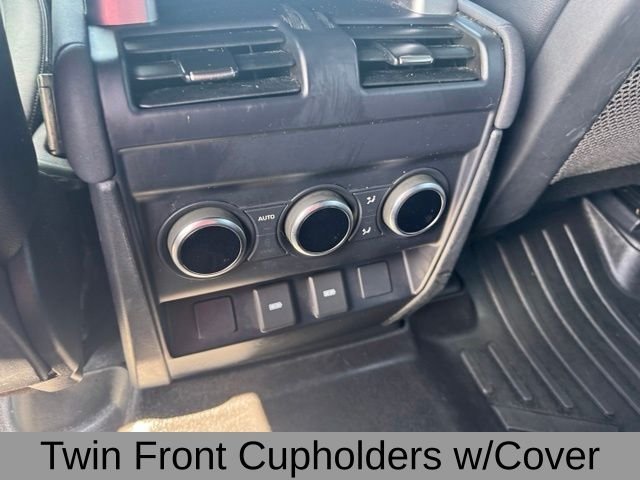 Used 2023 White Land Rover S image 18