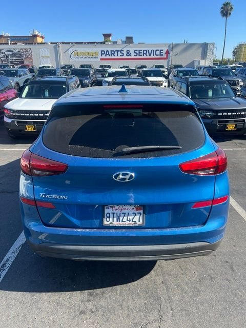 Used 2019 Blue Hyundai SE image 12