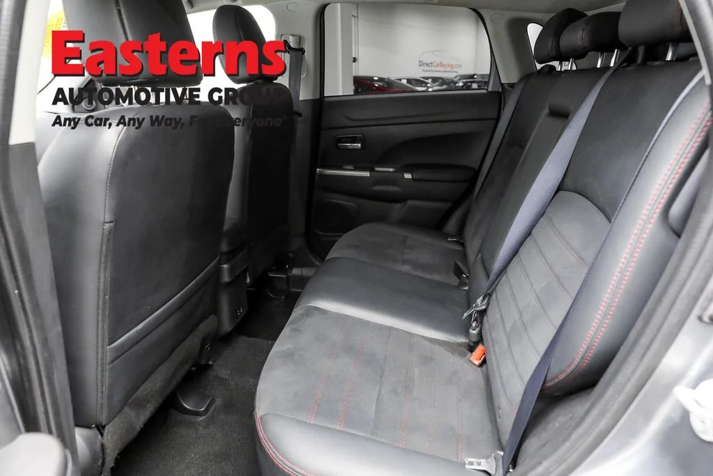 Used 2023 Gray Mitsubishi 2.0 SE image 21