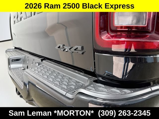 New 2026 Diamond Black Crystal Pearlcoat Ram  image 40