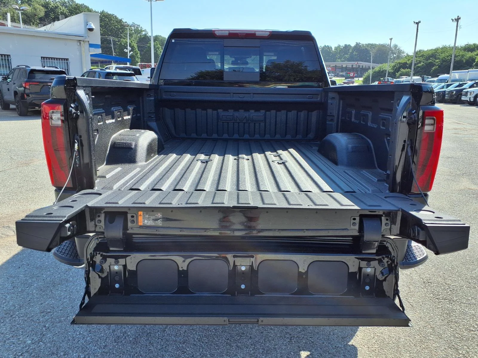 New 2026 Onyx Black GMC SLT image 23