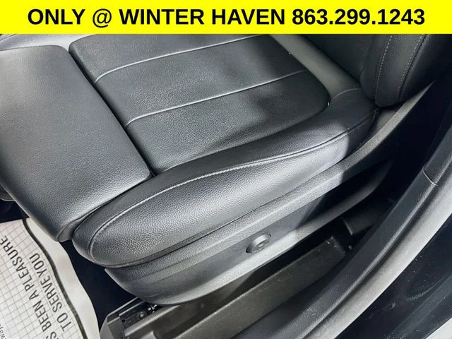 Used 2023 Black Mercedes-Benz GLB 250 image 17