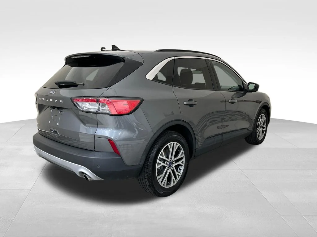 Used 2022 Gray Ford SEL image 5
